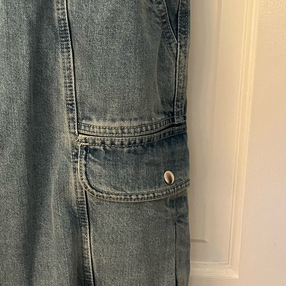 BDG Denim Blue Women's Cargo Jeans - Picture 2 of 3